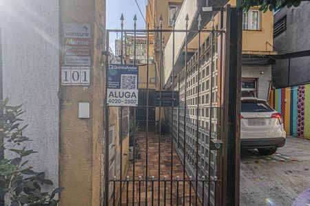 placa do Quinto Andar_1 de apartamento para alugar com 1 quarto, 25m² em Bosque da Saúde, São Paulo