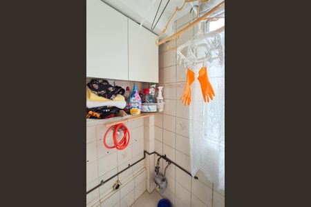 Apartamento à venda com 56m², 2 quartos e 1 vaga Apartamento à venda com 56m², 2 quartos e 1 vagaCozinha e Área de Serviço
