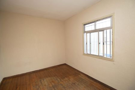 Casa para alugar com 60m², 2 quartos e sem vaga Casa para alugar com 60m², 2 quartos e sem vagaQuarto