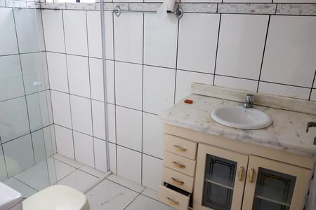 Casa para alugar com 150m², 2 quartos e 2 vagas Casa para alugar com 150m², 2 quartos e 2 vagasBanheiro 2