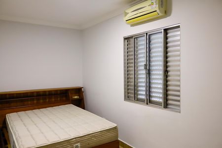 Casa para alugar com 150m², 2 quartos e 2 vagas Casa para alugar com 150m², 2 quartos e 2 vagasQuarto 1