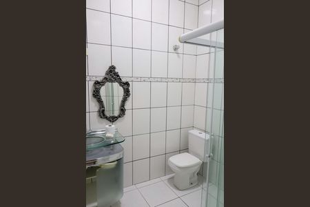 Banheiro de casa para alugar com 2 quartos, 150m² em Presidente Altino, Osasco