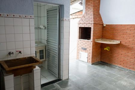 Casa para alugar com 150m², 2 quartos e 2 vagas Casa para alugar com 150m², 2 quartos e 2 vagasLavanderia
