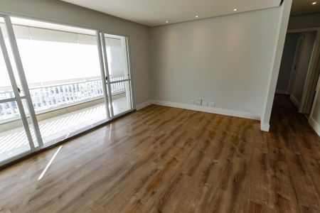 Sala de apartamento para alugar com 4 quartos, 146m² em Vila Sonia, São Paulo