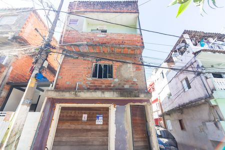 Fachada de casa à venda com 2 quartos, 120m² em Piratininga, Osasco