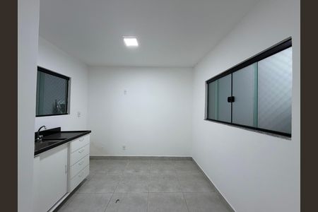 Studio para alugar com 40m², 1 quarto e sem vaga Studio para alugar com 40m², 1 quarto e sem vagaCozinha