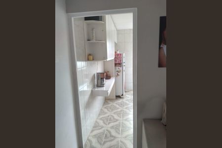 Banheiro de apartamento à venda com 2 quartos, 45m² em Jardim Catanduva, São Paulo