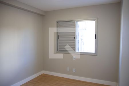 Apartamento à venda com 71m², 3 quartos e 1 vaga Apartamento à venda com 71m², 3 quartos e 1 vagaQuarto 02