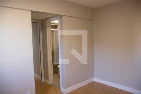 Apartamento à venda com 71m², 3 quartos e 1 vaga Apartamento à venda com 71m², 3 quartos e 1 vagaSuíte