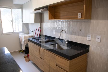 Apartamento à venda com 71m², 3 quartos e 1 vaga Apartamento à venda com 71m², 3 quartos e 1 vagaCozinha e Área de Serviço