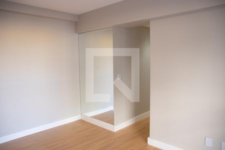 Sala de apartamento à venda com 3 quartos, 71m² em Vila Jaragua, Goiânia