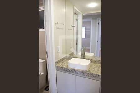 Apartamento à venda com 71m², 3 quartos e 1 vaga Apartamento à venda com 71m², 3 quartos e 1 vagaBanheiro
