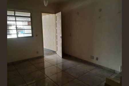 Casa de condomínio à venda com 70m², 2 quartos e 1 vaga Casa de condomínio à venda com 70m², 2 quartos e 1 vagaSala