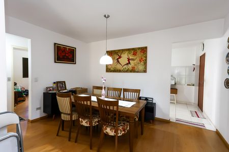 Apartamento à venda com 110m², 3 quartos e 1 vaga Apartamento à venda com 110m², 3 quartos e 1 vagasala