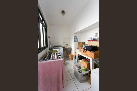 Apartamento à venda com 110m², 3 quartos e 1 vaga Apartamento à venda com 110m², 3 quartos e 1 vagaÁrea de Serviço