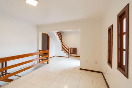 Casa para alugar com 417m², 5 quartos e 5 vagas