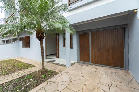 Casa para alugar com 417m², 5 quartos e 5 vagas