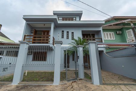 Casa para alugar com 417m², 5 quartos e 5 vagas