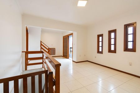 Casa para alugar com 417m², 5 quartos e 5 vagas