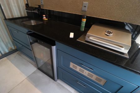 Varanda gourmet de apartamento para alugar com 3 quartos, 96m² em Osvaldo Rezende, Uberlândia