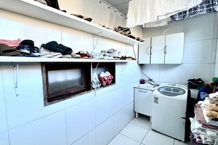 Área de serviço de casa à venda com 4 quartos, 390m² em Jardim Arizona, São Paulo