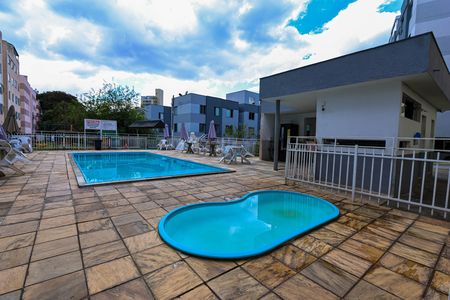 Apartamento à venda com 80m², 3 quartos e 1 vagaÁrea comum - Piscina
