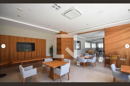 Apartamento à venda com 142m², 3 quartos e 4 vagas Apartamento à venda com 142m², 3 quartos e 4 vagasÁrea comum - Salão de festas