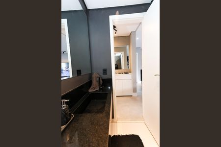 Apartamento à venda com 142m², 3 quartos e 4 vagas Apartamento à venda com 142m², 3 quartos e 4 vagasLavabo