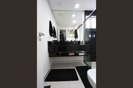 Apartamento à venda com 142m², 3 quartos e 4 vagas Apartamento à venda com 142m², 3 quartos e 4 vagasBanheiro da Suíte 3