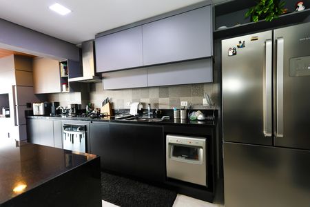 Apartamento à venda com 142m², 3 quartos e 4 vagas Apartamento à venda com 142m², 3 quartos e 4 vagasCozinha