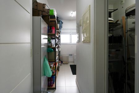 Apartamento à venda com 142m², 3 quartos e 4 vagas Apartamento à venda com 142m², 3 quartos e 4 vagasÁrea de Serviço