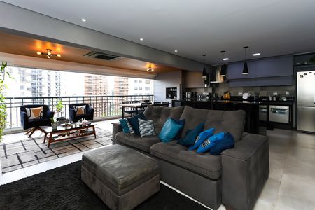 Apartamento à venda com 142m², 3 quartos e 4 vagas Apartamento à venda com 142m², 3 quartos e 4 vagassala