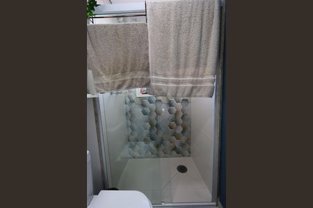 Apartamento à venda com 142m², 3 quartos e 4 vagas Apartamento à venda com 142m², 3 quartos e 4 vagasBanheiro da Suíte 2