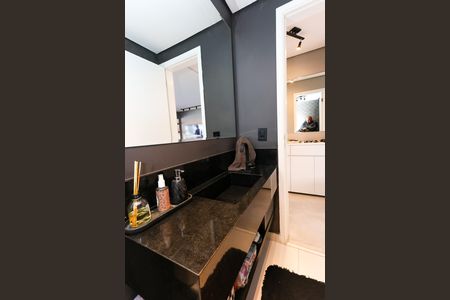 Apartamento à venda com 142m², 3 quartos e 4 vagas Apartamento à venda com 142m², 3 quartos e 4 vagasLavabo