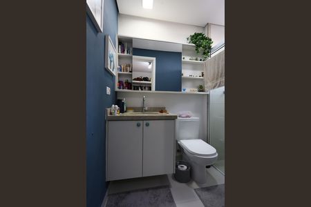 Apartamento à venda com 142m², 3 quartos e 4 vagas Apartamento à venda com 142m², 3 quartos e 4 vagasBanheiro da Suíte 2