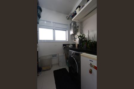 Apartamento à venda com 142m², 3 quartos e 4 vagas Apartamento à venda com 142m², 3 quartos e 4 vagasÁrea de Serviço