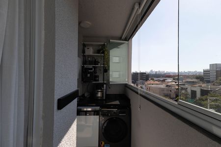 Apartamento para alugar com 42m², 2 quartos e sem vaga Apartamento para alugar com 42m², 2 quartos e sem vagaVaranda