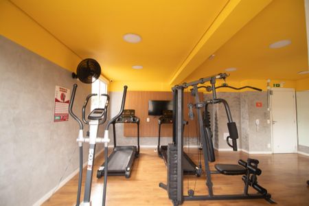 Apartamento para alugar com 42m², 2 quartos e sem vaga Apartamento para alugar com 42m², 2 quartos e sem vagaÁrea comum - Academia
