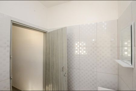 Suíte - Banheiro de casa para alugar com 1 quarto, 50m² em Jardim Libano, São Paulo