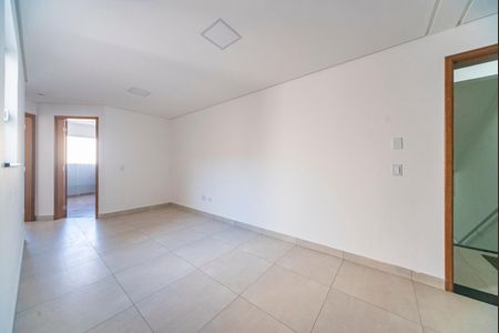 Sala de apartamento para alugar com 2 quartos, 85m² em Vila Alice, Santo André