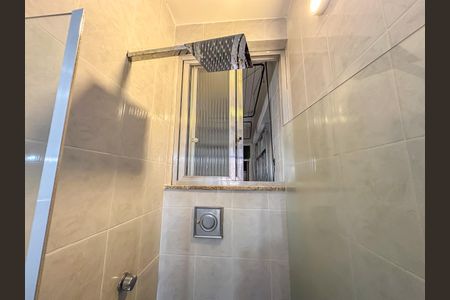 Apartamento para alugar com 68m², 2 quartos e 1 vaga