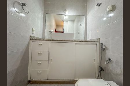 Apartamento para alugar com 68m², 2 quartos e 1 vaga