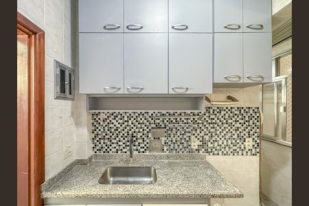 Apartamento para alugar com 68m², 2 quartos e 1 vaga