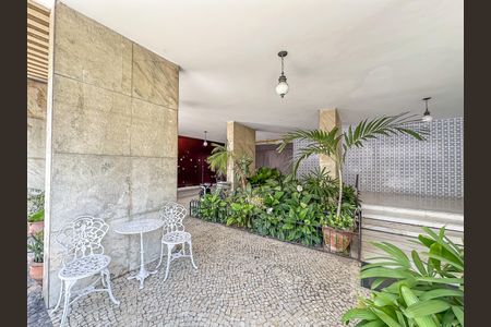 Apartamento para alugar com 68m², 2 quartos e 1 vaga