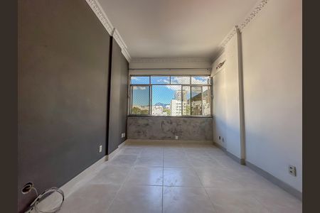 Apartamento para alugar com 68m², 2 quartos e 1 vaga