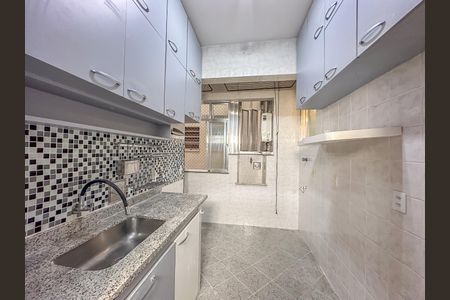 Apartamento para alugar com 68m², 2 quartos e 1 vaga