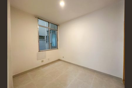 Apartamento para alugar com 68m², 2 quartos e 1 vaga