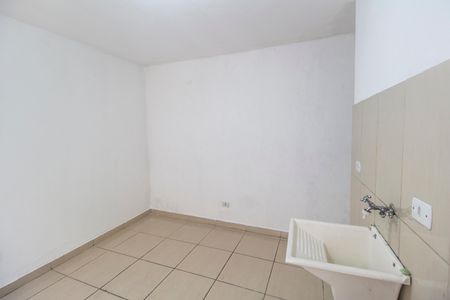 Sala/Cozinha de apartamento para alugar com 1 quarto, 35m² em Vila Jussara, Carapicuíba