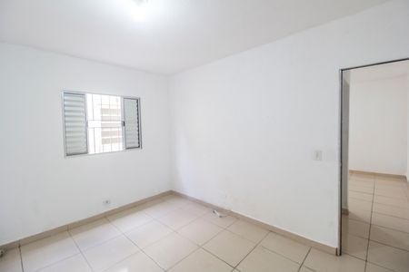 Quarto de apartamento para alugar com 1 quarto, 35m² em Vila Jussara, Carapicuíba