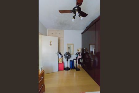 Casa à venda com 110m², 3 quartos e 2 vagas Casa à venda com 110m², 3 quartos e 2 vagasQuarto 1